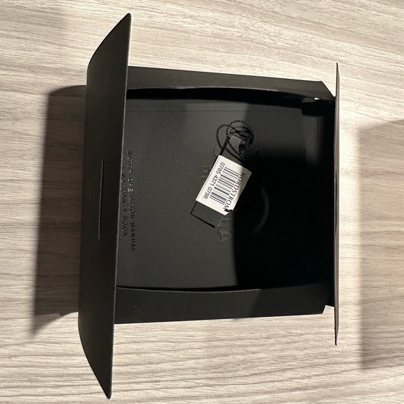 Shinola Women’s Birdy Watch 34mm - Battery just replaced! - Picture 2 of 6